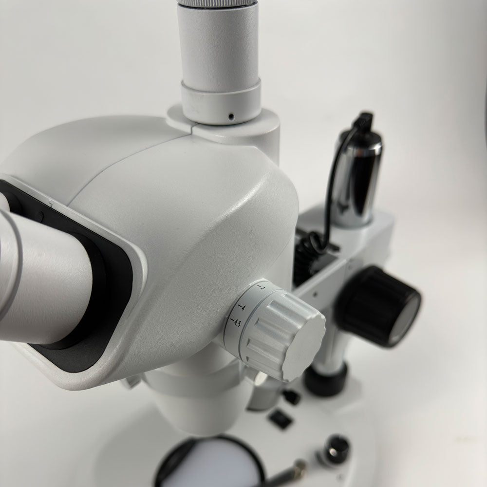 ZM6745T-D4ESD 0.67-4.5X Zoom Trinocular ESD Safe Stereo Microscope ZM6745T-D4ESD 0.67-4.5X Zoom Trinocular ESD Safe Stereo Microscope