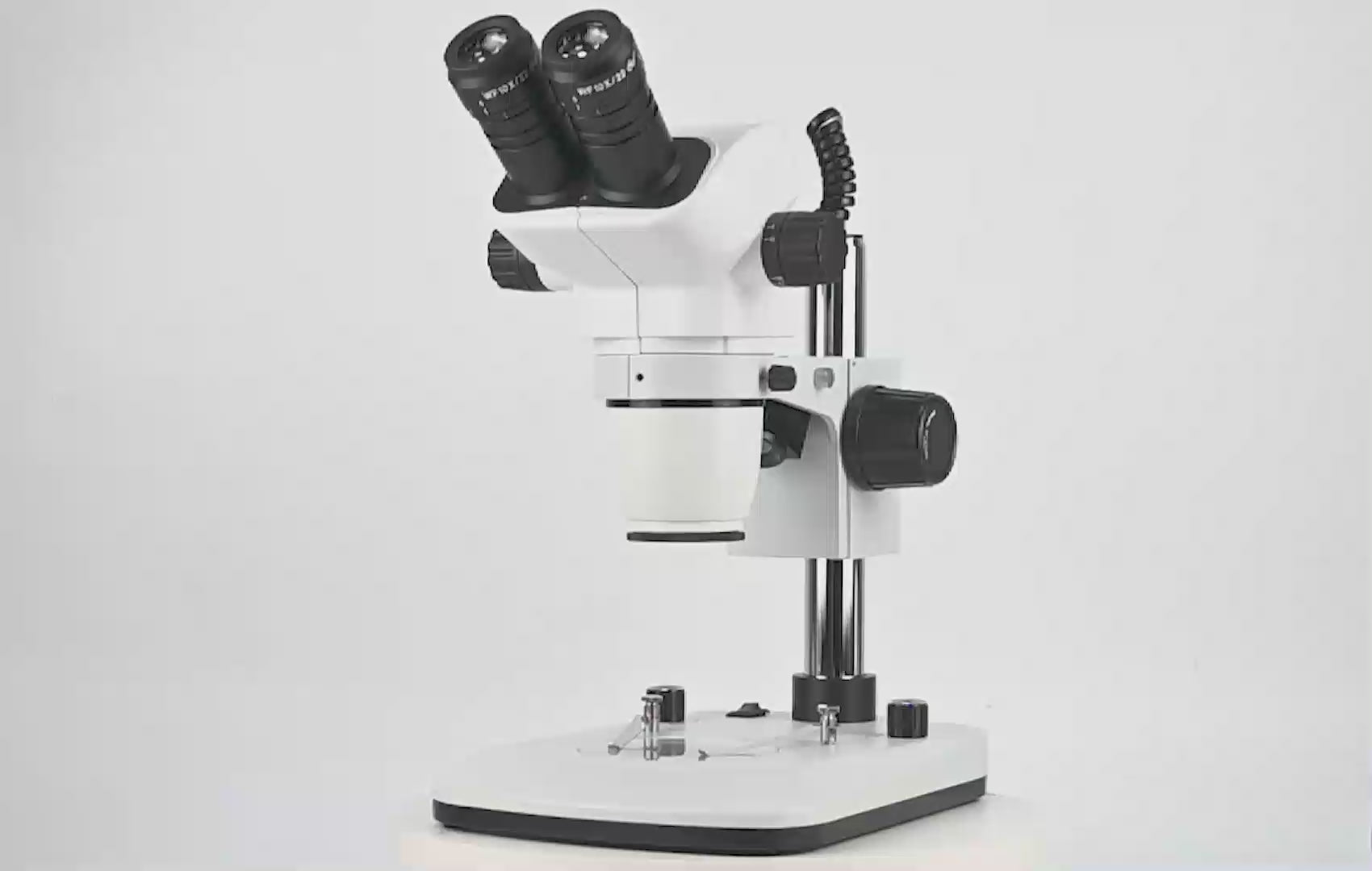 ZM6745B-D5L 0.67-4.5X Zoom Stereo Microscope ZM6745B-D5L 0.67-4.5X Zoom Stereo Microscope