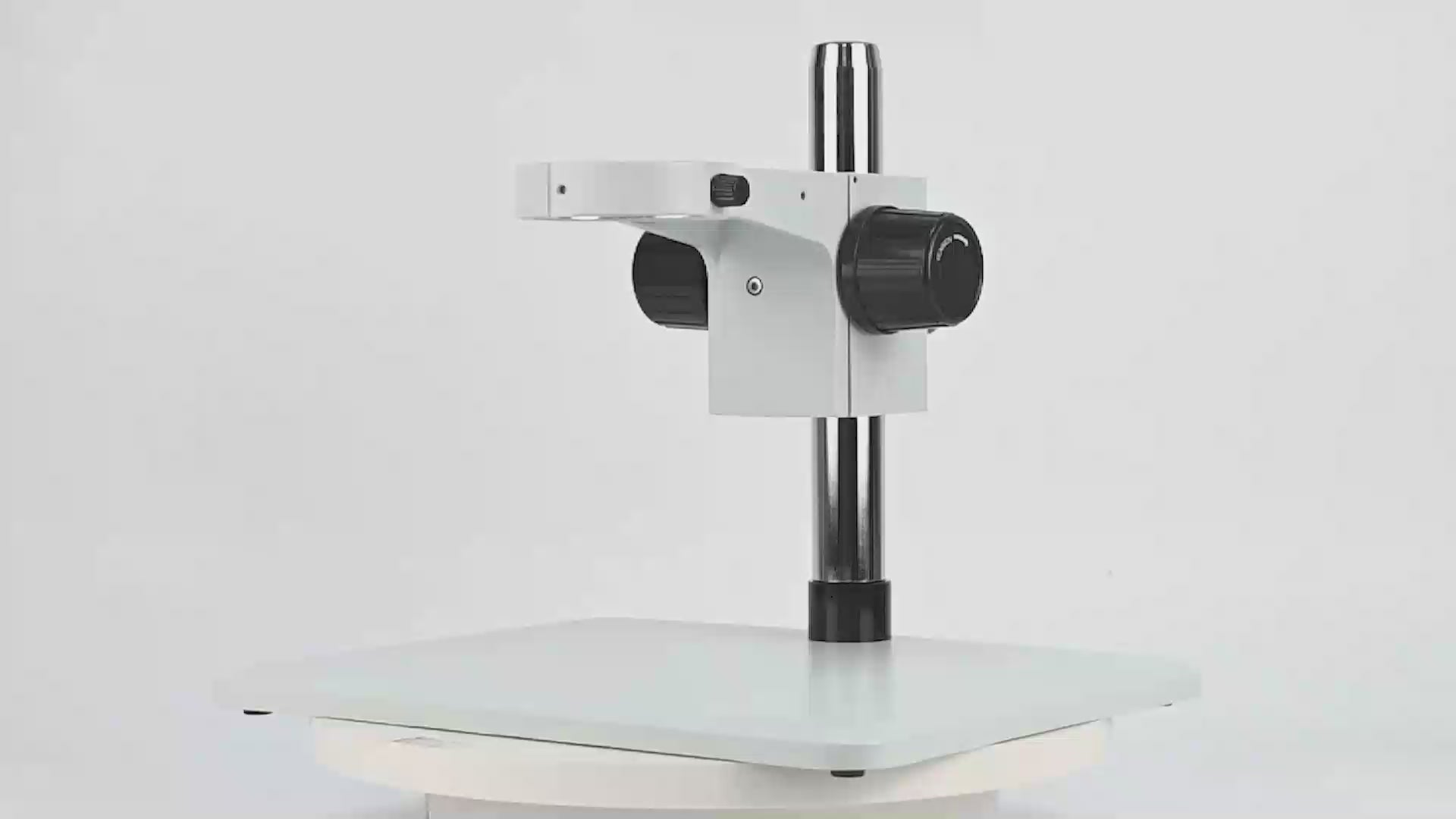L1 Microscope Post Stand with Large Base, 76mm Coarse Focus L1 Microscope Post Stand with Large Base, 76mm Coarse Focus