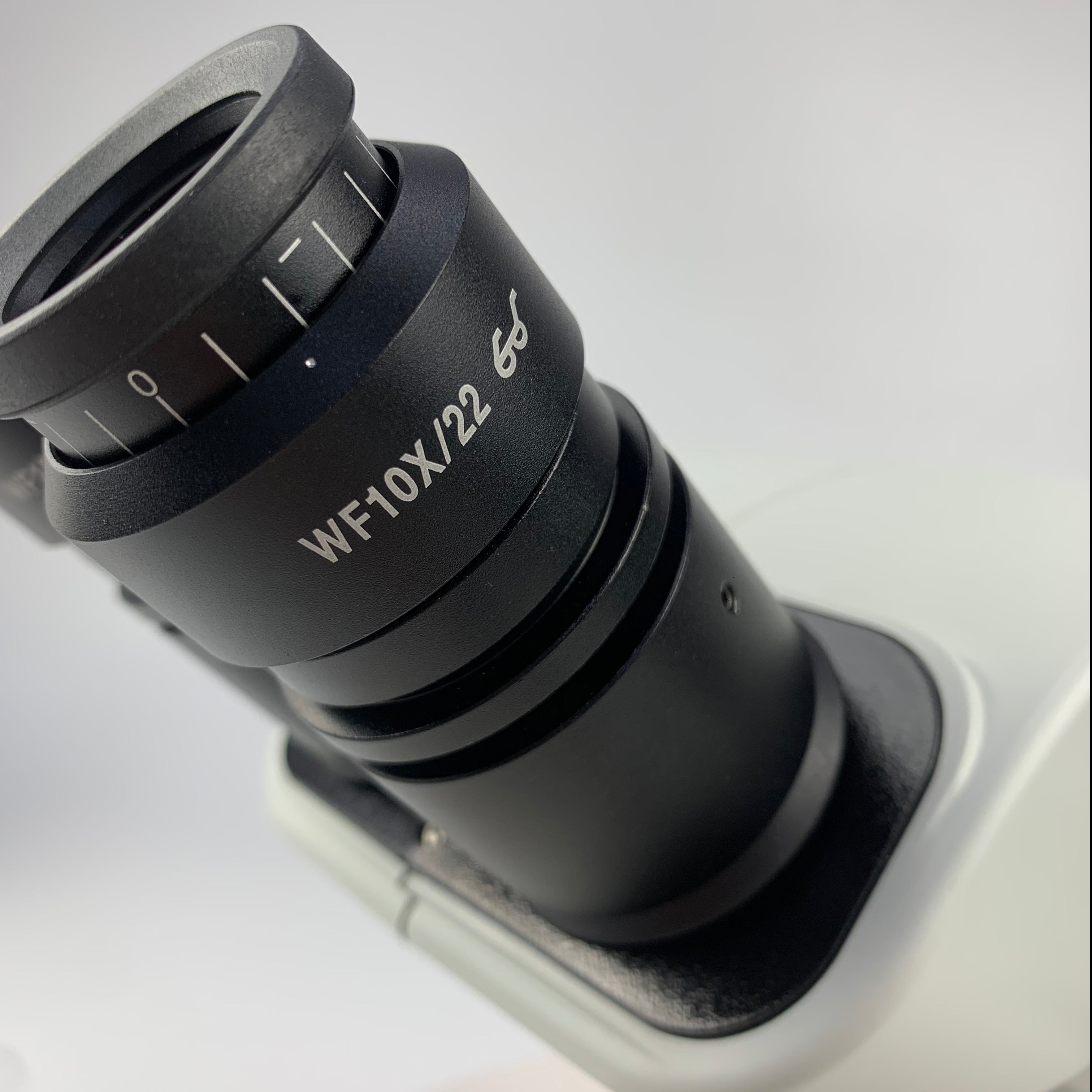 ZM-6745TH 6.7x-45x Simul-Focal Trinocular Stereo Zoom Microscope Head ZM-6745TH 6.7x-45x Simul-Focal Trinocular Stereo Zoom Microscope Head